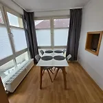 Apartment 69m2 Mit Parkplatz An Der Am Zittauer Stadtzentrum Lage - Wohnen Auf Zeit - 2 Raum Zittau