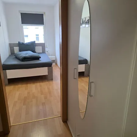 69m2 Mit Parkplatz An Der Am Zittauer Stadtzentrum Lage - Wohnen Auf Zeit - 2 Raum Апартаменты