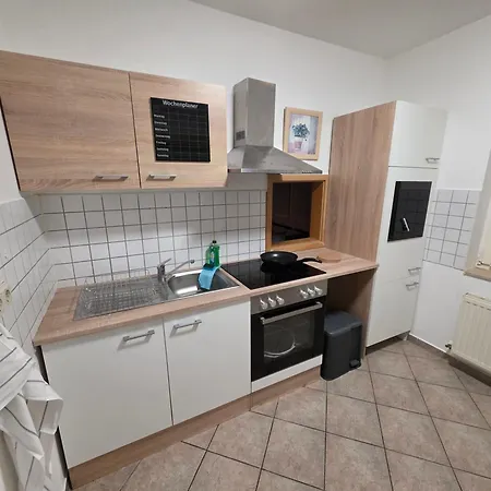 Апартаменты 69m2 Mit Parkplatz An Der Am Zittauer Stadtzentrum Lage - Wohnen Auf Zeit - 2 Raum