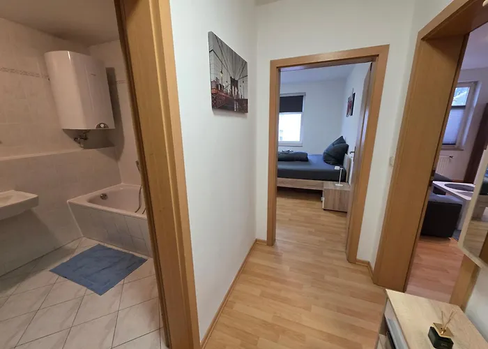 69m2 Mit Parkplatz An Der Am Zittauer Stadtzentrum Lage - Wohnen Auf Zeit - 2 Raum Apartment Zittau