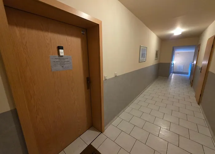 69m2 Mit Parkplatz An Der Am Zittauer Stadtzentrum Lage - Wohnen Auf Zeit - 2 Raum Apartment Zittau