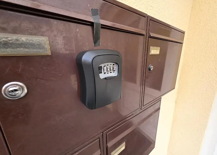 Lejlighed 69m2 Mit Parkplatz An Der Am Zittauer Stadtzentrum Lage - Wohnen Auf Zeit - 2 Raum *