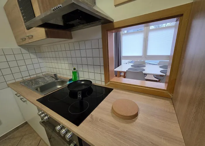 69m2 Mit Parkplatz An Der Am Zittauer Stadtzentrum Lage - Wohnen Auf Zeit - 2 Raum